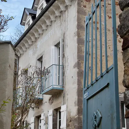Antoinette Saint-Nectaire